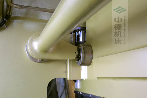 ZDP-4022高強度扭軸同步裝置，采用哈爾濱軸承，結(jié)構回火，強固且高精度.jpg